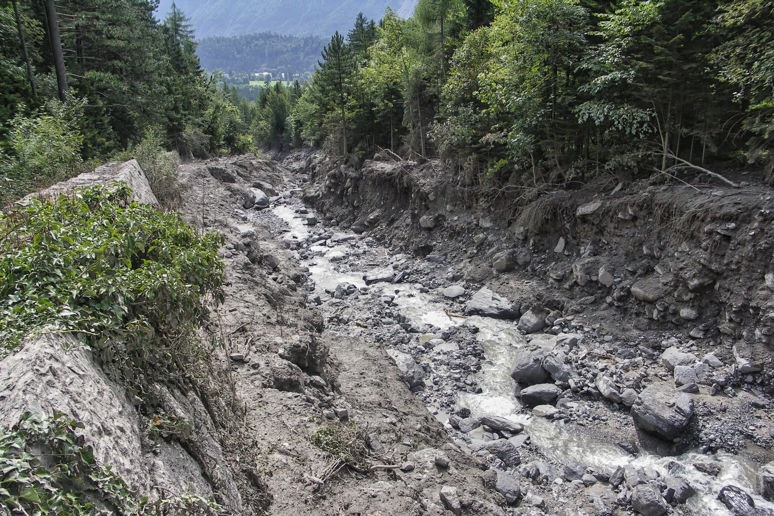 Nepal Landslide Toll Rises to 359 Dead, 1,300 Missing