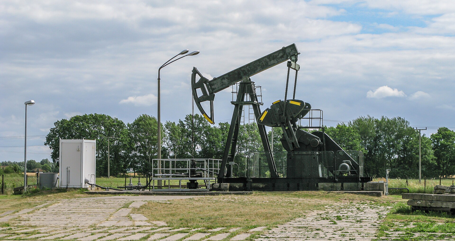 Trump Plans to Use Venezuelan Oil for US Reserve