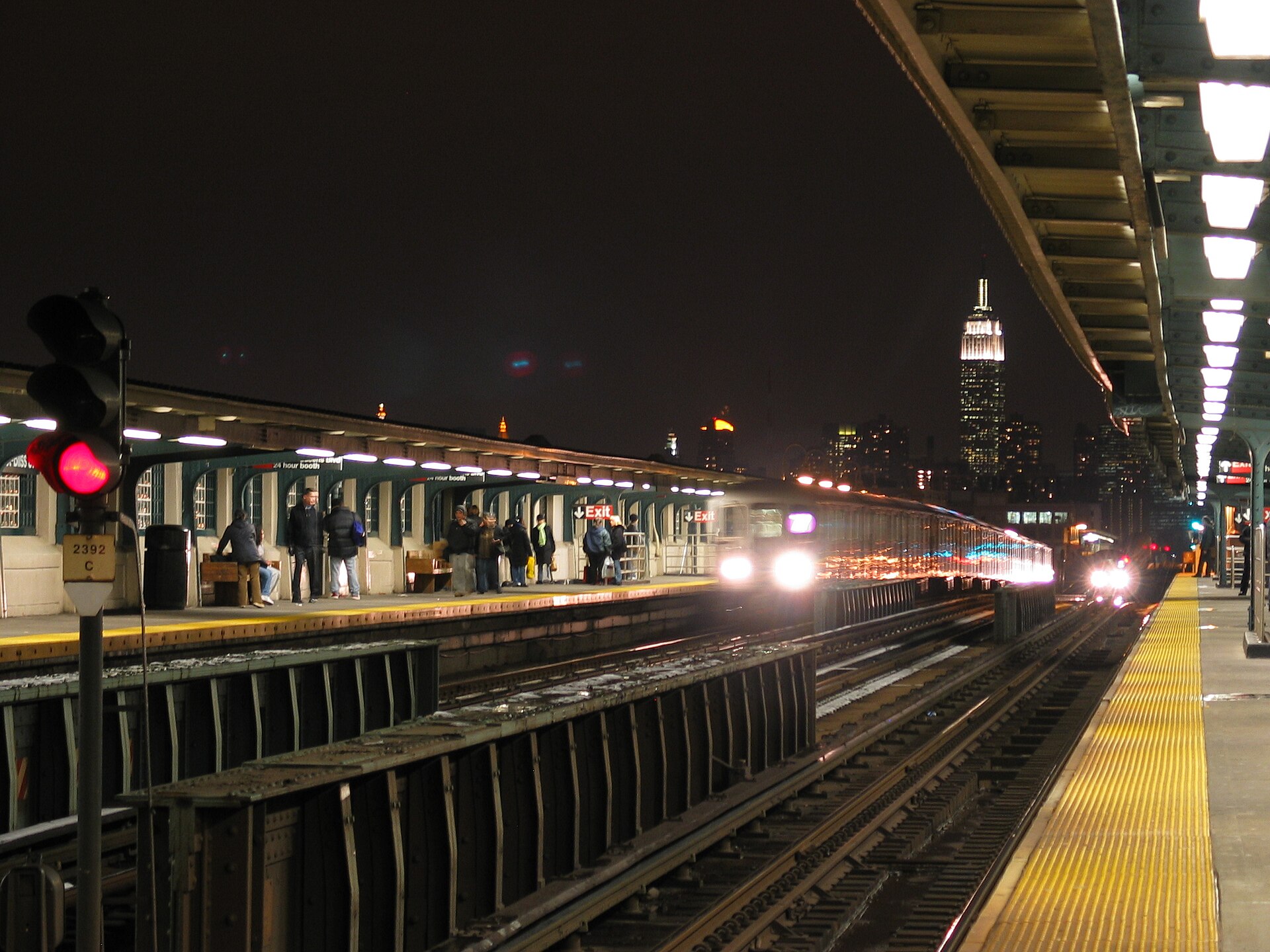 Bogotá Weighs Safety Around New Metro Stations