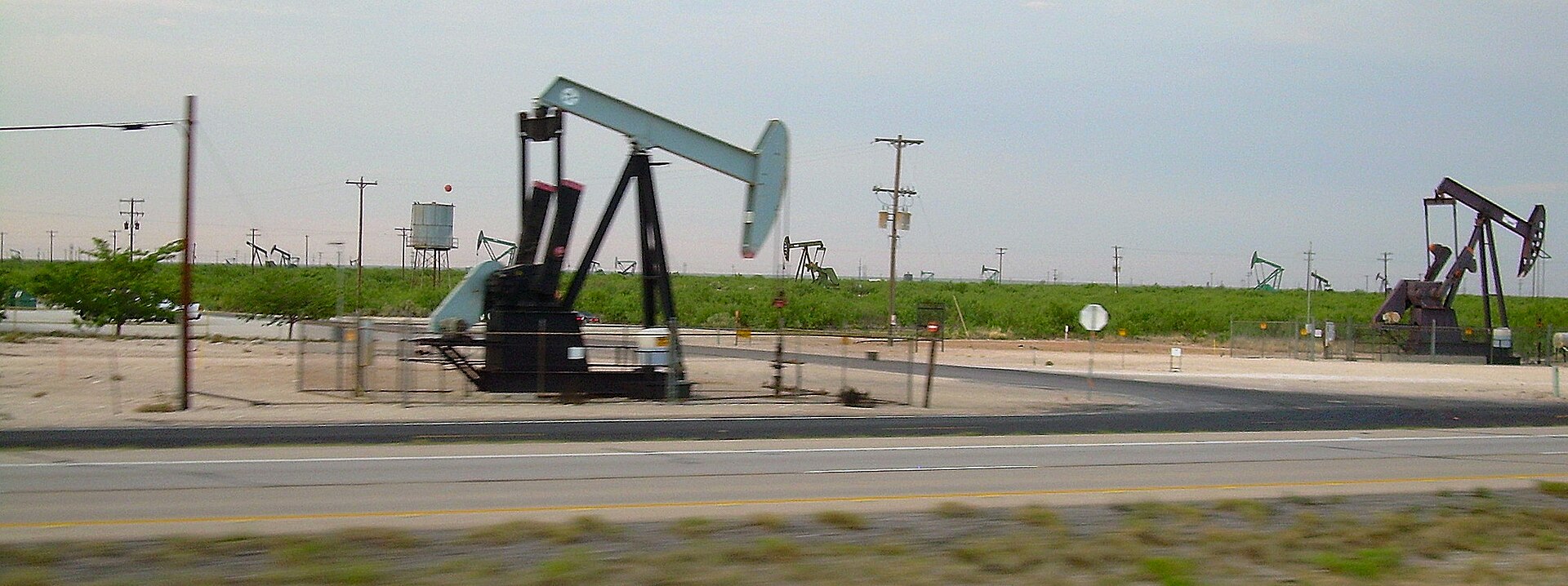 Gilinski Signs 25-Year Venezuela Oil Field Deal