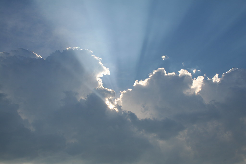 Image: Powellizer, BY-SA 2.0 (via Openverse). Honduras Uses Cloud Seeding Flights to Bring Rain to Farms