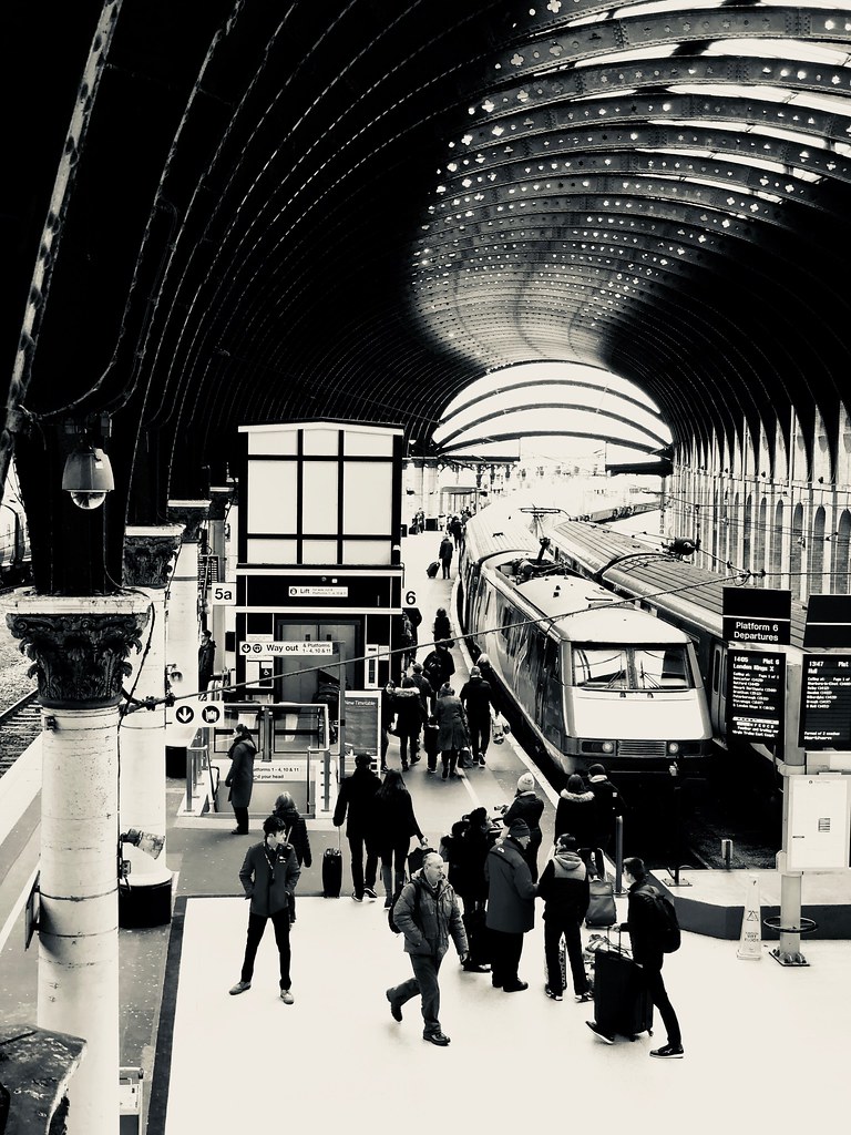 China Calls for AI 'Safety Barrier' Amid Rising Risks