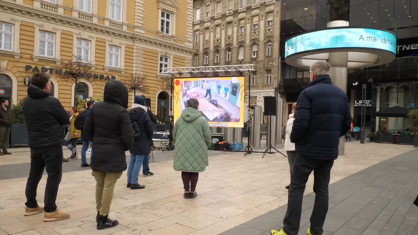 Image: Magyar Kétfarkú Kutya Párt (https://www.youtube.com/@ketfarkukutya), BY 4.0 (via Openverse). How 'Alondra' Lured a Bogotá Teacher to His Death